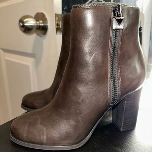 Michael Kors Margaret bootie (never been worn)
